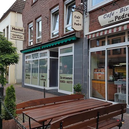 Hostel Gaestehaus Zum Padre Гох Екстериор снимка